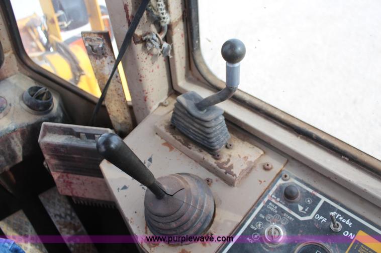 image for item I5941 1992 John Deere 544E wheel loader