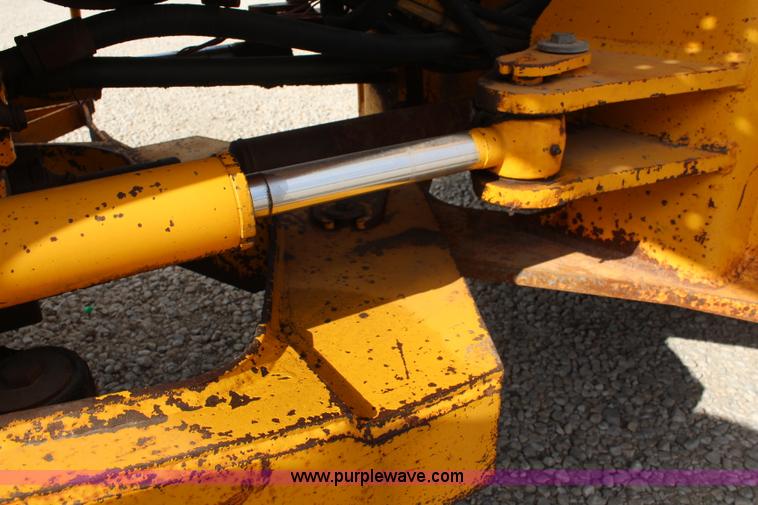 image for item I5941 1992 John Deere 544E wheel loader