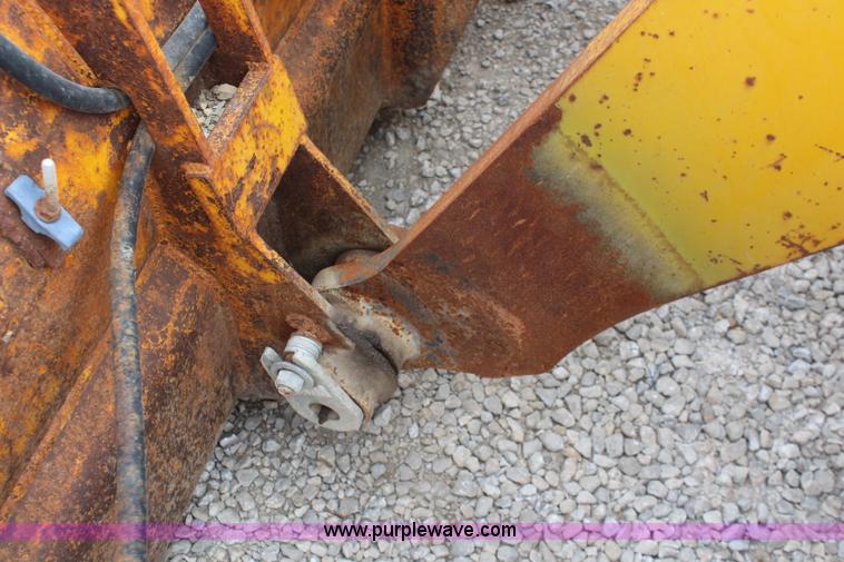 image for item I5941 1992 John Deere 544E wheel loader