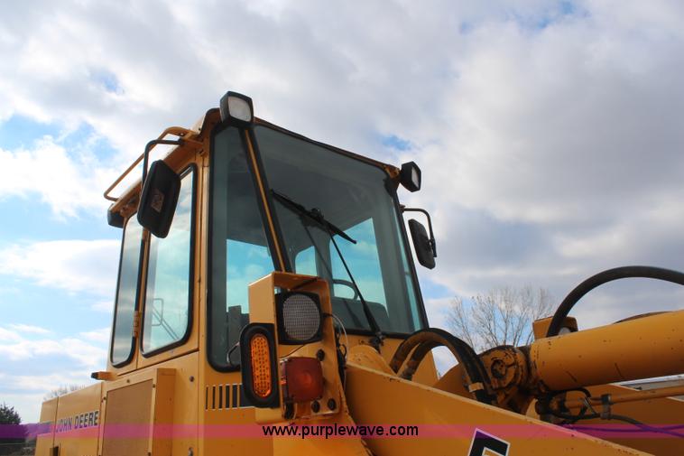 image for item I5941 1992 John Deere 544E wheel loader