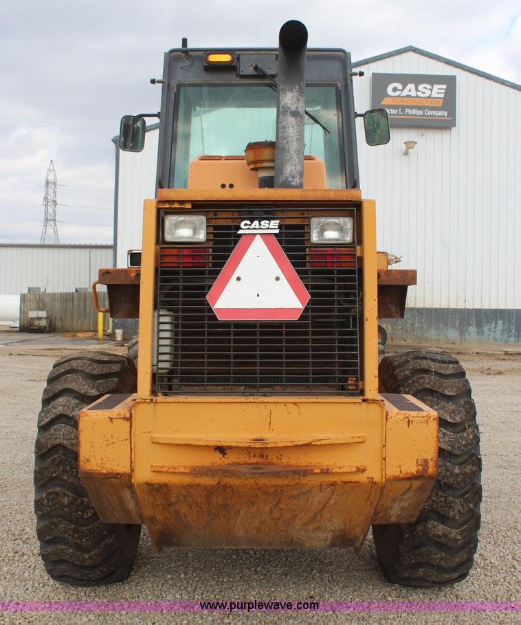 image for item I5942 1996 Case 621B wheel loader