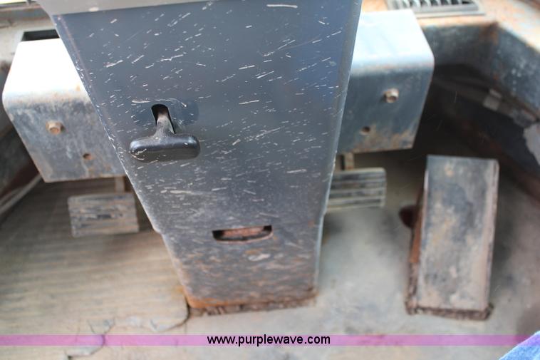 image for item I5942 1996 Case 621B wheel loader