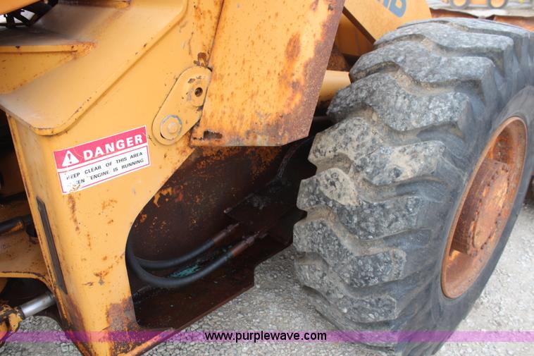image for item I5942 1996 Case 621B wheel loader
