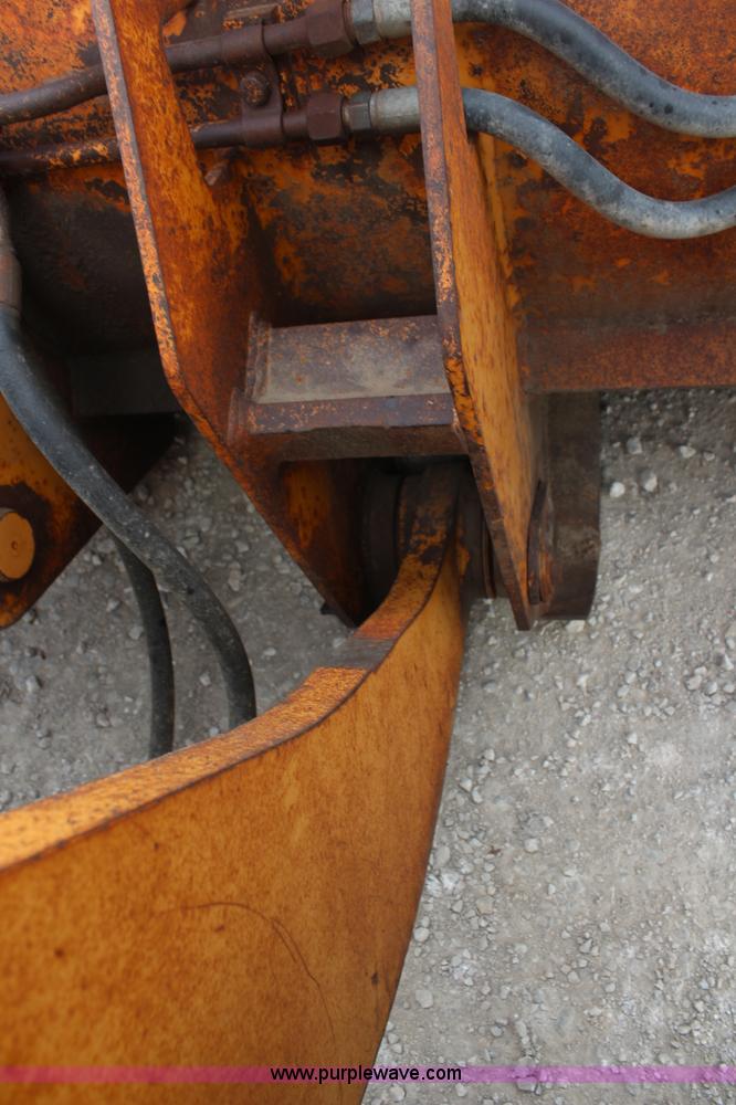 image for item I5942 1996 Case 621B wheel loader