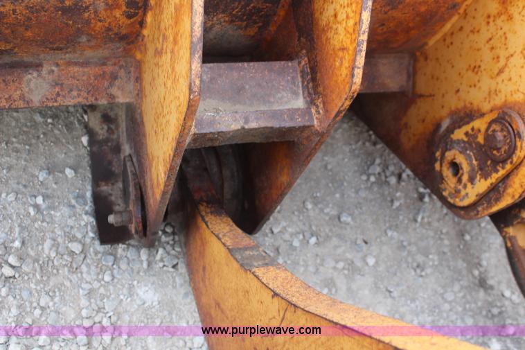 image for item I5942 1996 Case 621B wheel loader