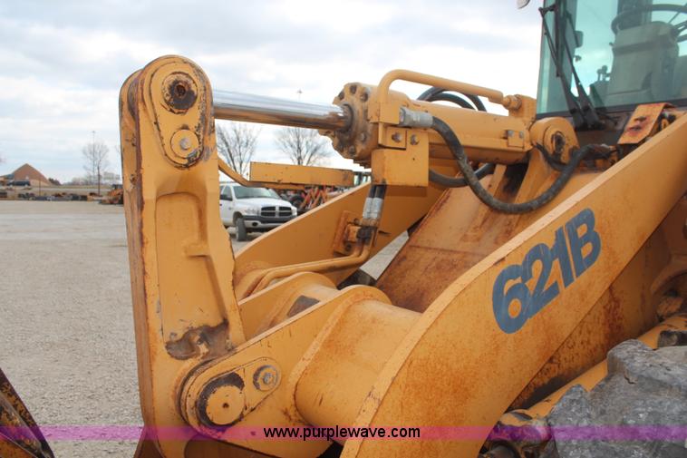 image for item I5942 1996 Case 621B wheel loader