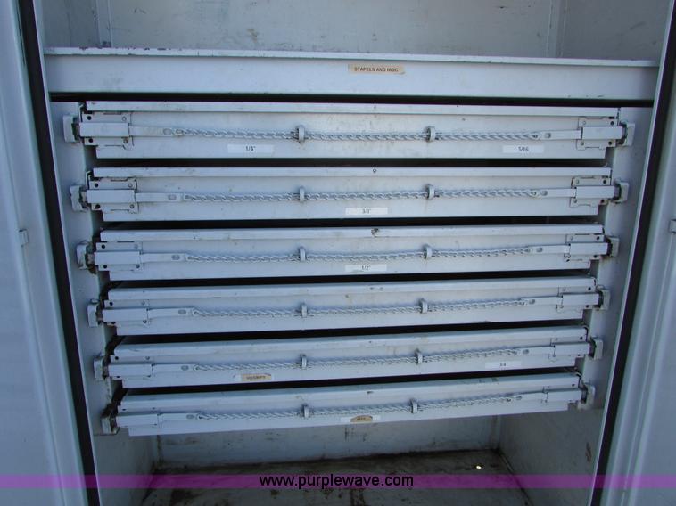 image for item I6712 2009 Chevrolet C5500 Crew Cab service truck