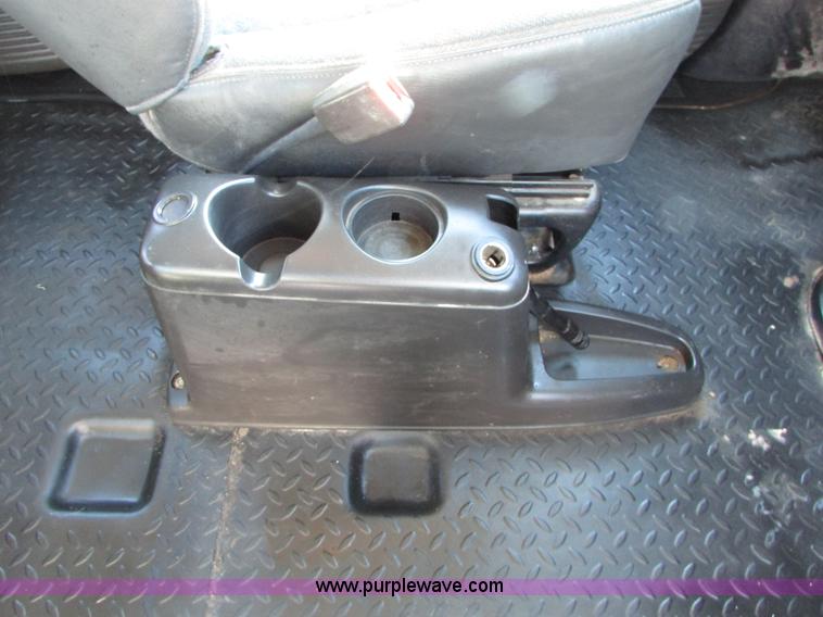 image for item I6712 2009 Chevrolet C5500 Crew Cab service truck