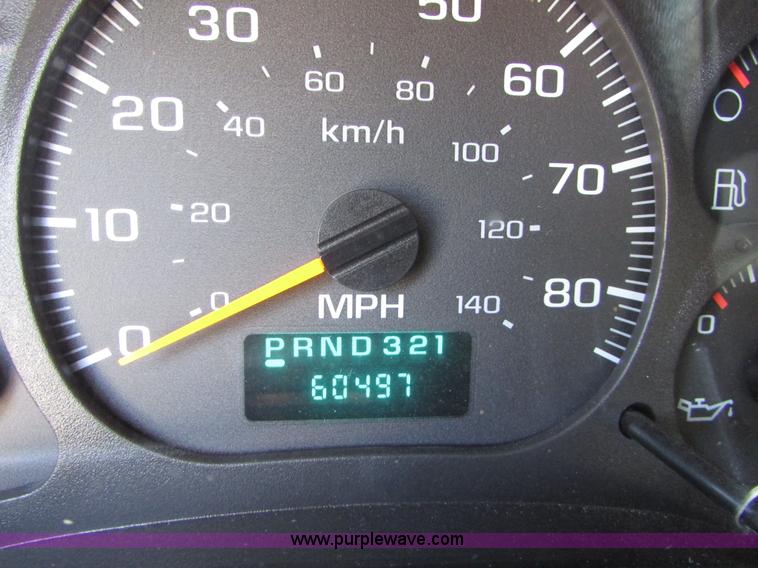 image for item I6712 2009 Chevrolet C5500 Crew Cab service truck