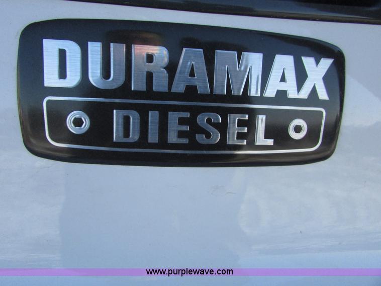 image for item I6712 2009 Chevrolet C5500 Crew Cab service truck