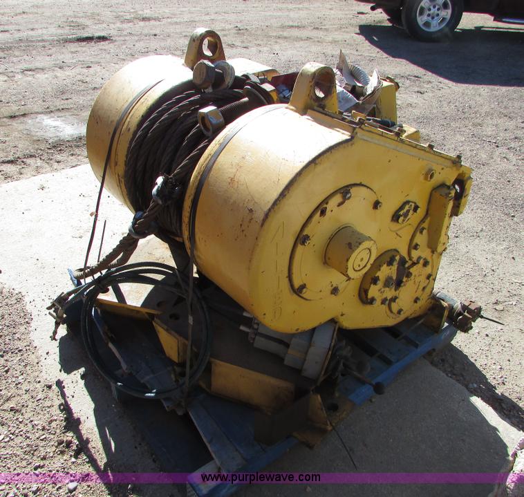 image for item I6724 Allied Systems W6FPC winch