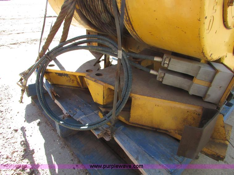 image for item I6724 Allied Systems W6FPC winch