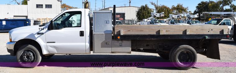 image for item I8667 2003 Ford F450 XLT Super Duty flatbed truck