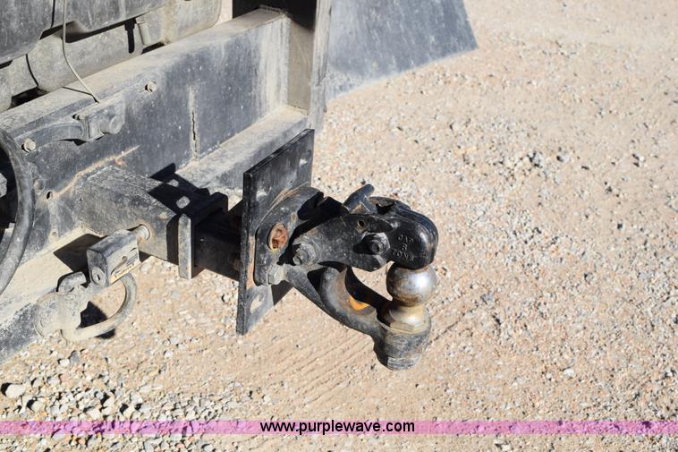 image for item I8667 2003 Ford F450 XLT Super Duty flatbed truck