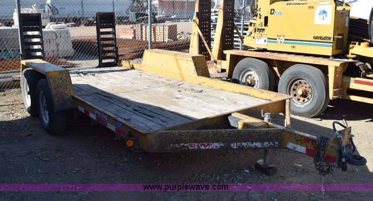 image for item I8668 2005 Redi Haul flatbed trailer