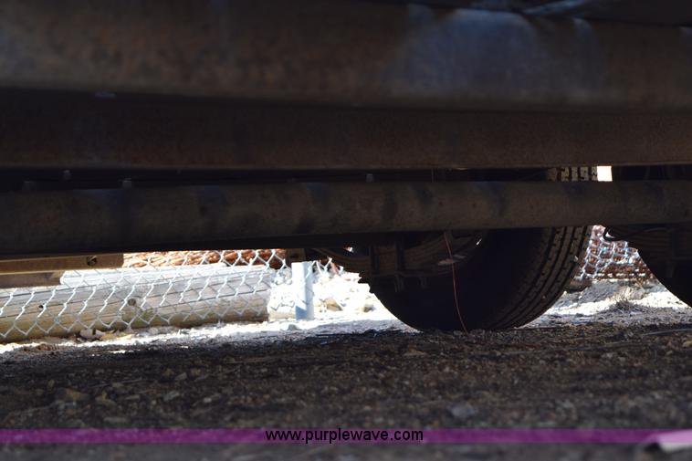 image for item I8668 2005 Redi Haul flatbed trailer