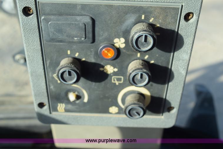 image for item I8672 1998 Case 580L Series 2 backhoe