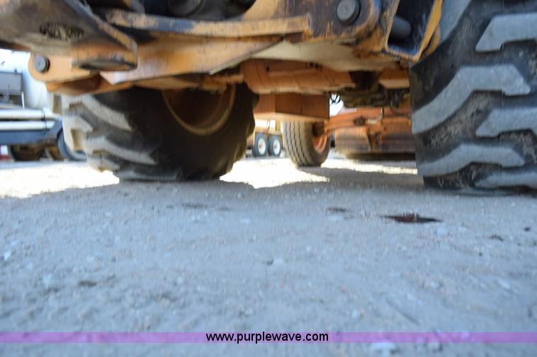 image for item I8672 1998 Case 580L Series 2 backhoe