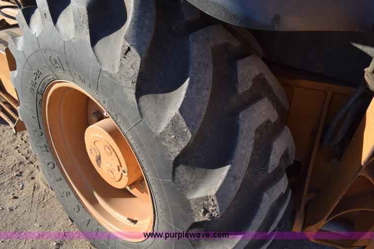image for item I8672 1998 Case 580L Series 2 backhoe