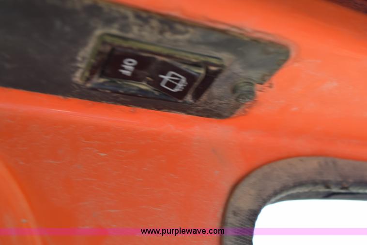 image for item I8673 2005 Kubota KX121-3SS compact excavator