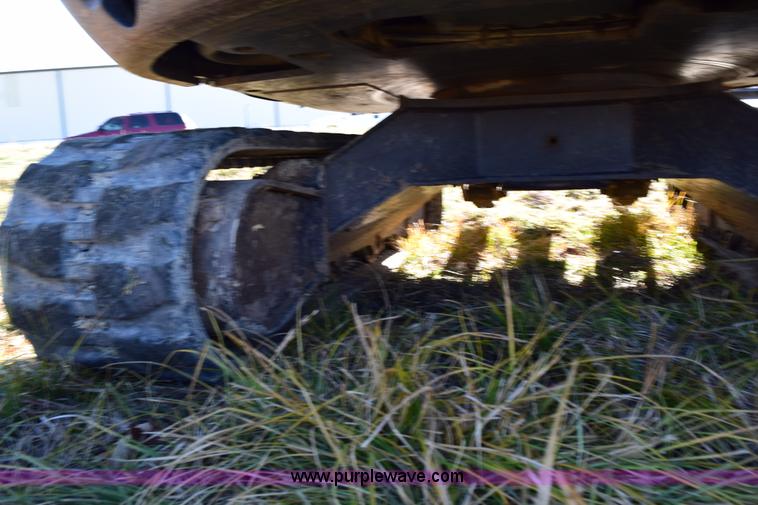 image for item I8673 2005 Kubota KX121-3SS compact excavator