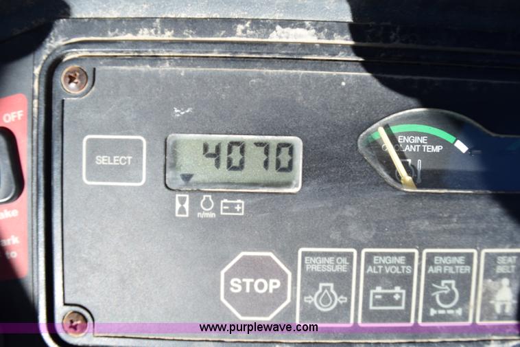 image for item I8674 2001 John Deere 310SG backhoe