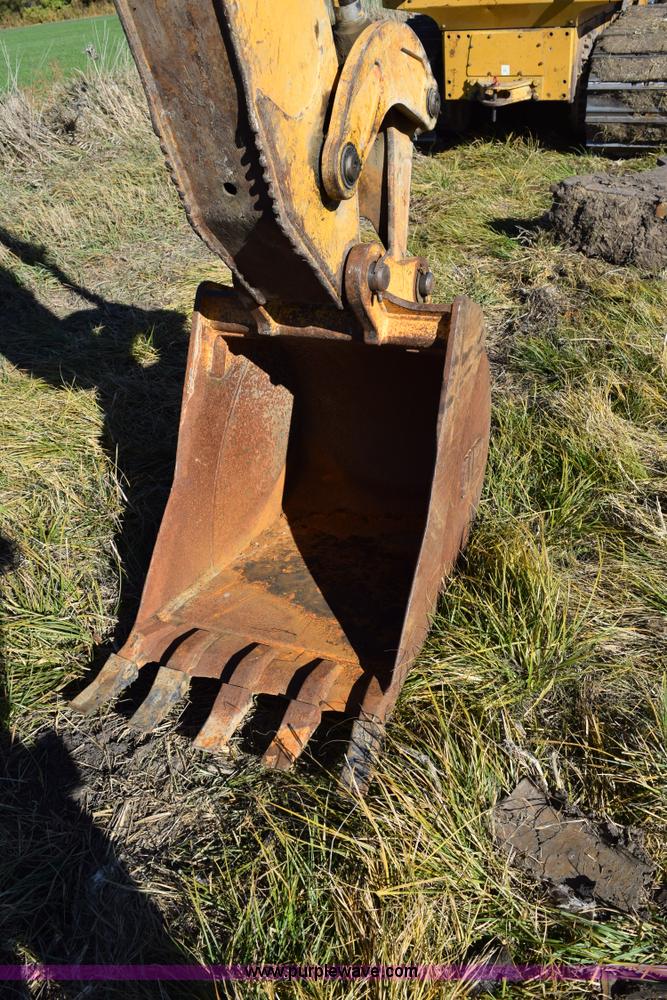 image for item I8674 2001 John Deere 310SG backhoe