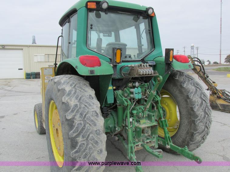 image for item I8840 2004 John Deere 6420 tractor