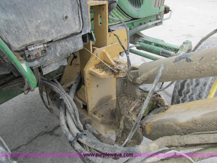 image for item I8840 2004 John Deere 6420 tractor