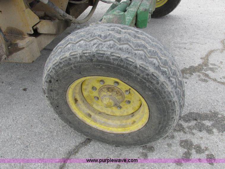 image for item I8840 2004 John Deere 6420 tractor