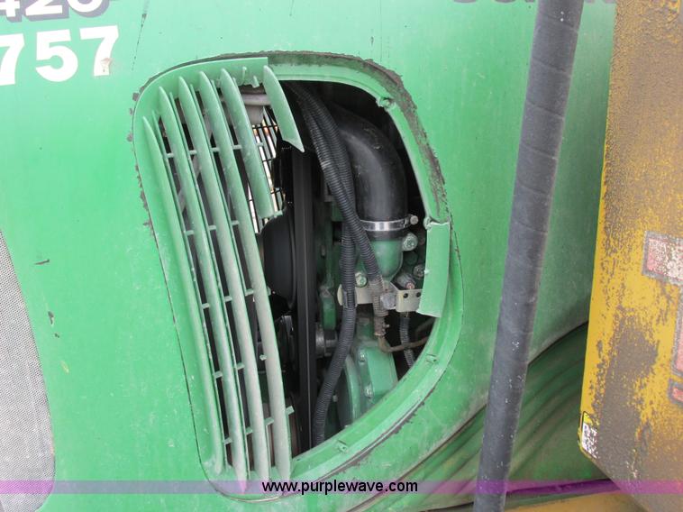 image for item I8840 2004 John Deere 6420 tractor