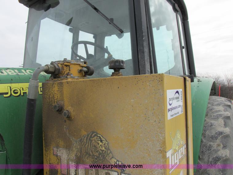 image for item I8840 2004 John Deere 6420 tractor