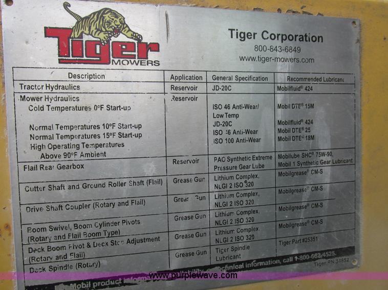 image for item I8840 2004 John Deere 6420 tractor