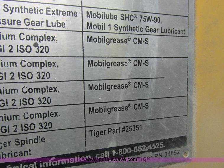 image for item I8840 2004 John Deere 6420 tractor