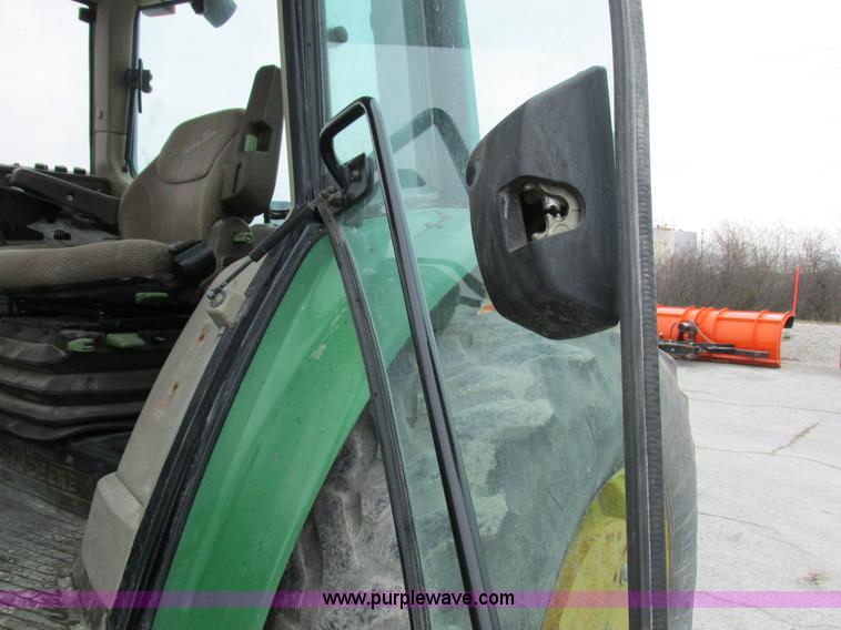 image for item I8840 2004 John Deere 6420 tractor