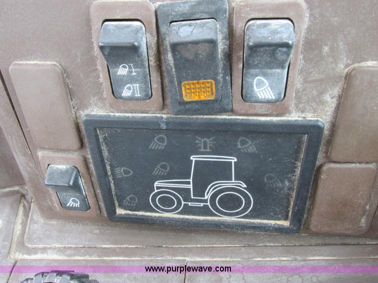 image for item I8840 2004 John Deere 6420 tractor