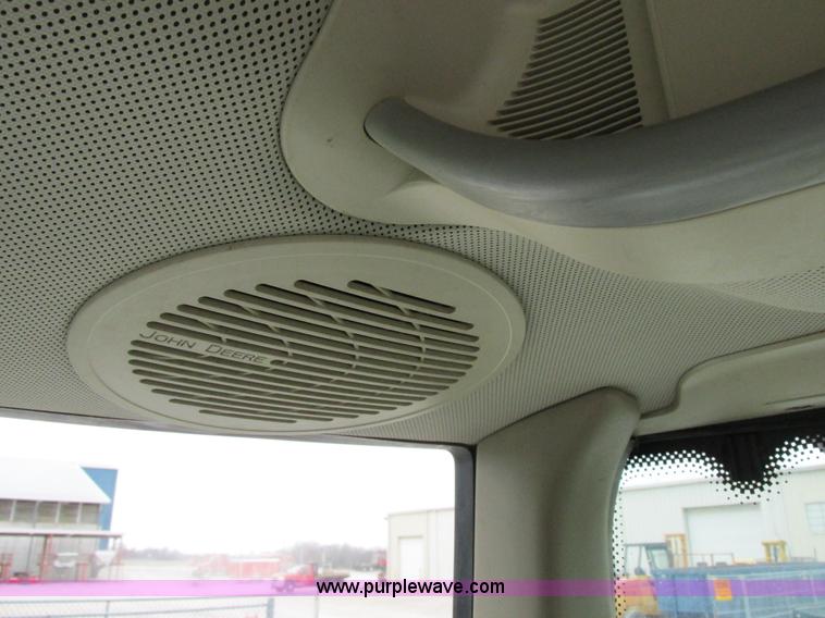 image for item I8840 2004 John Deere 6420 tractor