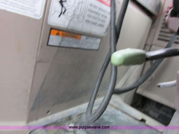 image for item I8840 2004 John Deere 6420 tractor