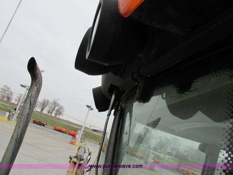 image for item I8840 2004 John Deere 6420 tractor