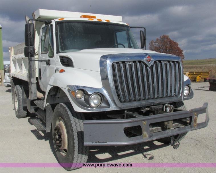image for item I8875 2009 International 7300 dump truck