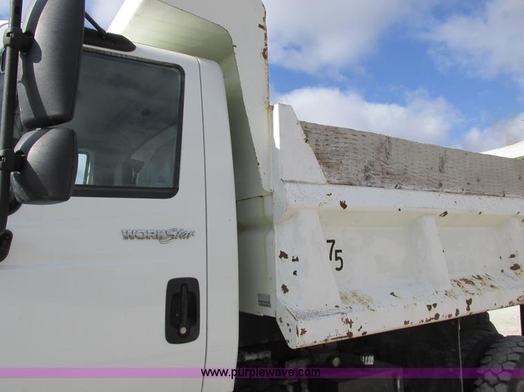 image for item I8875 2009 International 7300 dump truck