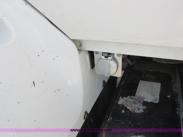 image for item I8875 2009 International 7300 dump truck