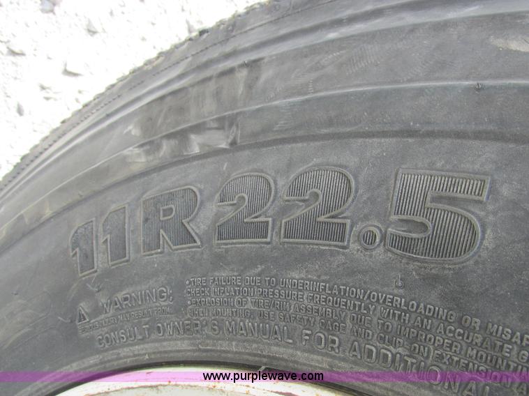 image for item I8875 2009 International 7300 dump truck