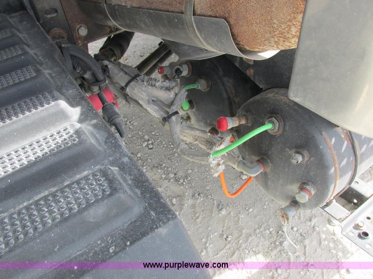 image for item I8875 2009 International 7300 dump truck