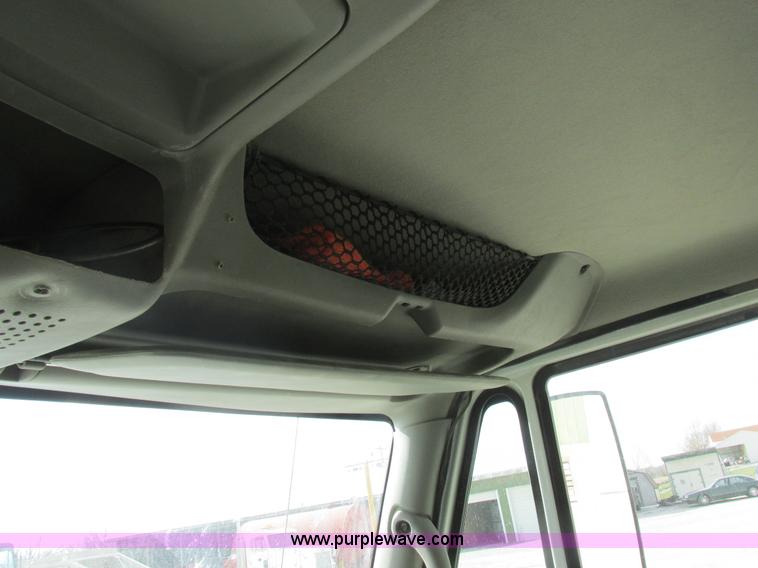 image for item I8875 2009 International 7300 dump truck