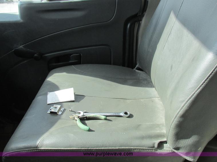 image for item I8875 2009 International 7300 dump truck