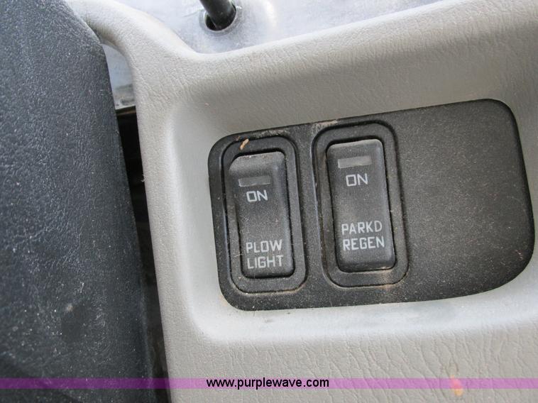 image for item I8875 2009 International 7300 dump truck