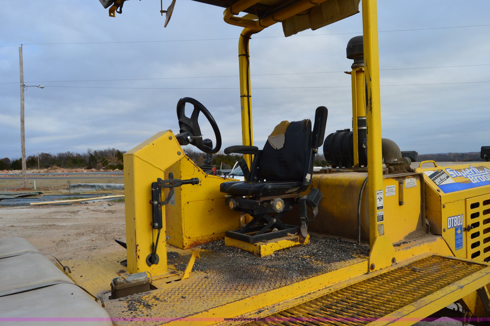 Superior DT80J broom in Springfield, MO Item I2883 sold Purple Wave