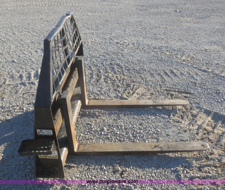 image for item AZ9130 Caterpillar pallet forks