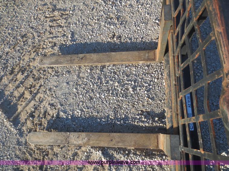 image for item AZ9130 Caterpillar pallet forks